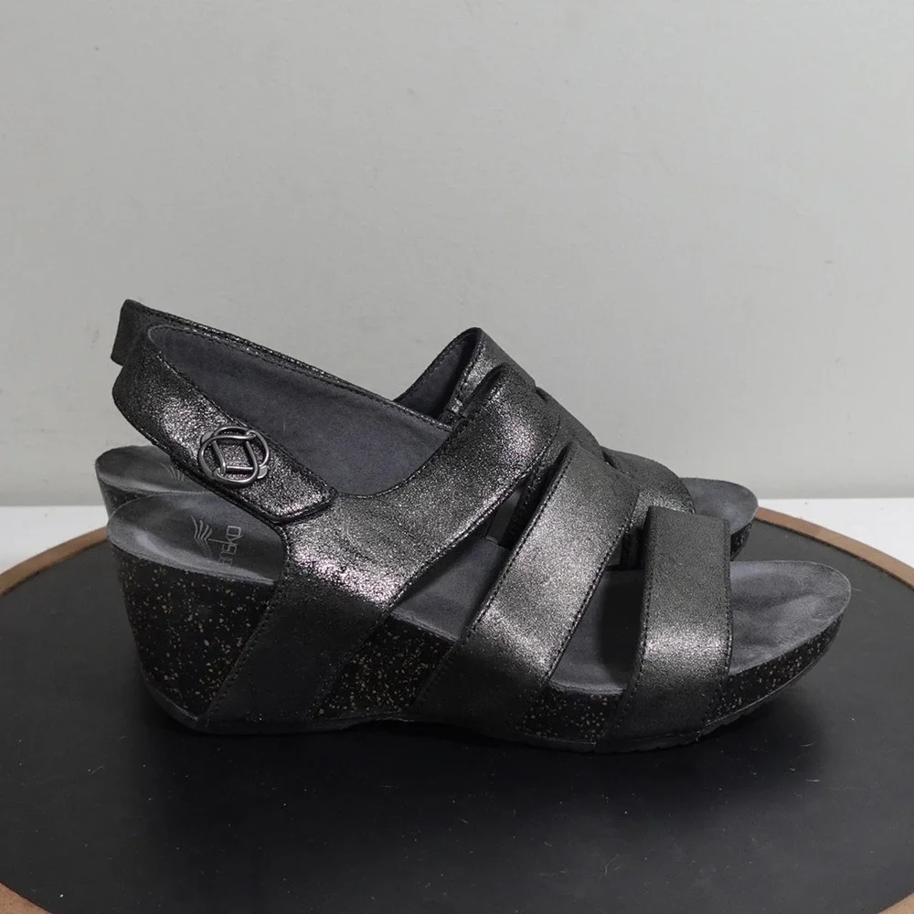 Dansko Brandi Wedge Sandals Women 38 7.5-8 Metallic Black‎ Leather Comfort Dress